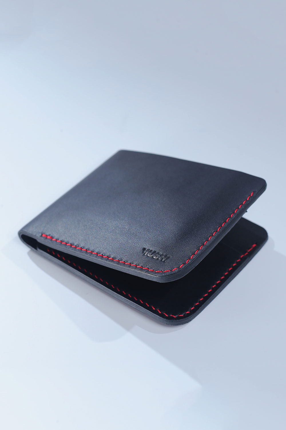Classic-Wallet-Featured Image CLASSIC WALLET - Image 1