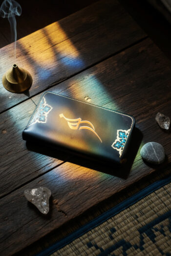 DIVINE LIGHT