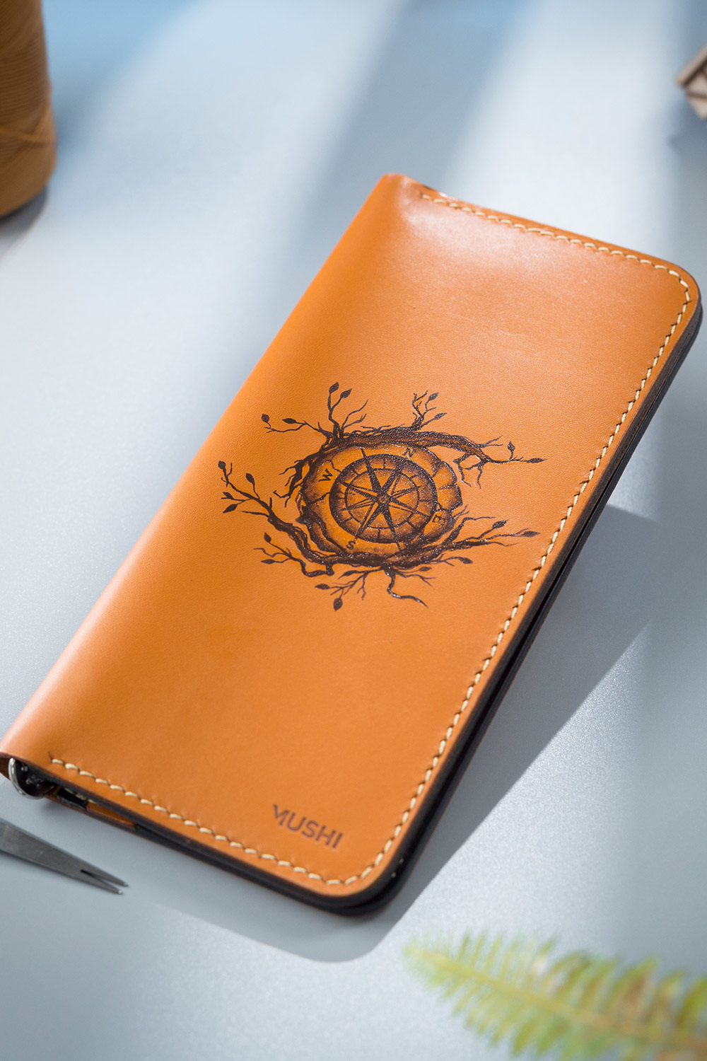 Compass Art Wallet by MUSHI Beautiful Pyrography of Ancient Compass prepared on MUSHI Wallet in Pakistan