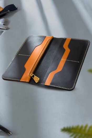 Premium Wallet with Wax Thread stitching by Hands